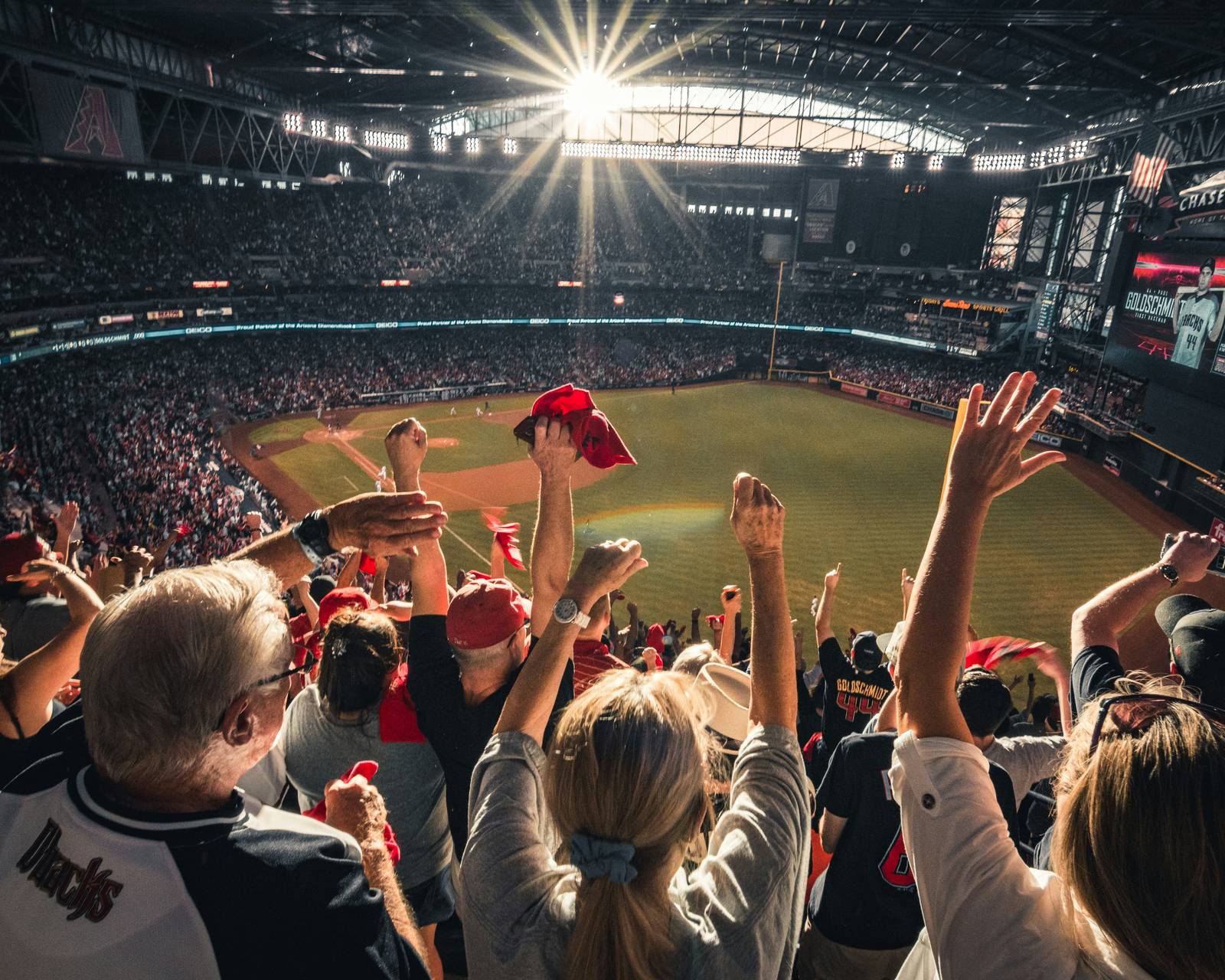 开元体育平台 · 现场 · 灯光氛围